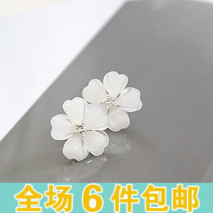 Korea small jewelry wholesale Korean beautiful sparkling five-petal flower studs earrings earring earring wholesale-Taobao