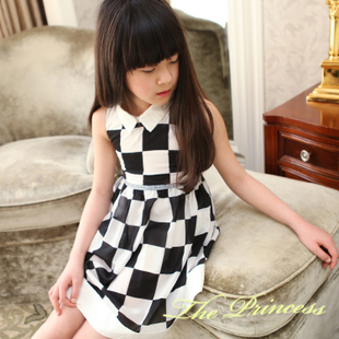 Girls summer 2013 new big children in Europe and America children's wear a black and white Plaid dresses, sleeveless vest dress for children-the company